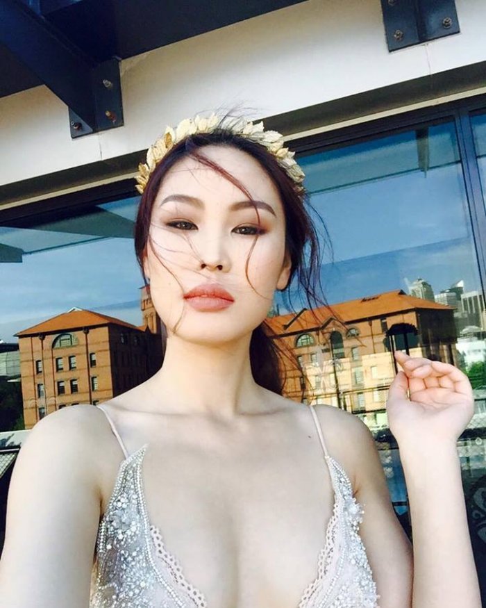 Т.Туяамаа 4999$-ын үнэтэй цор ганц титмээс гайхалтай мэдрэмжийг авчээ